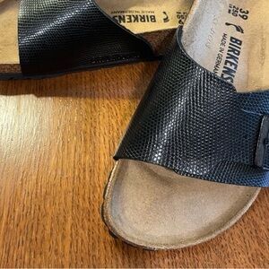 New Birkenstock Black Catalina Lizard Slides size 39